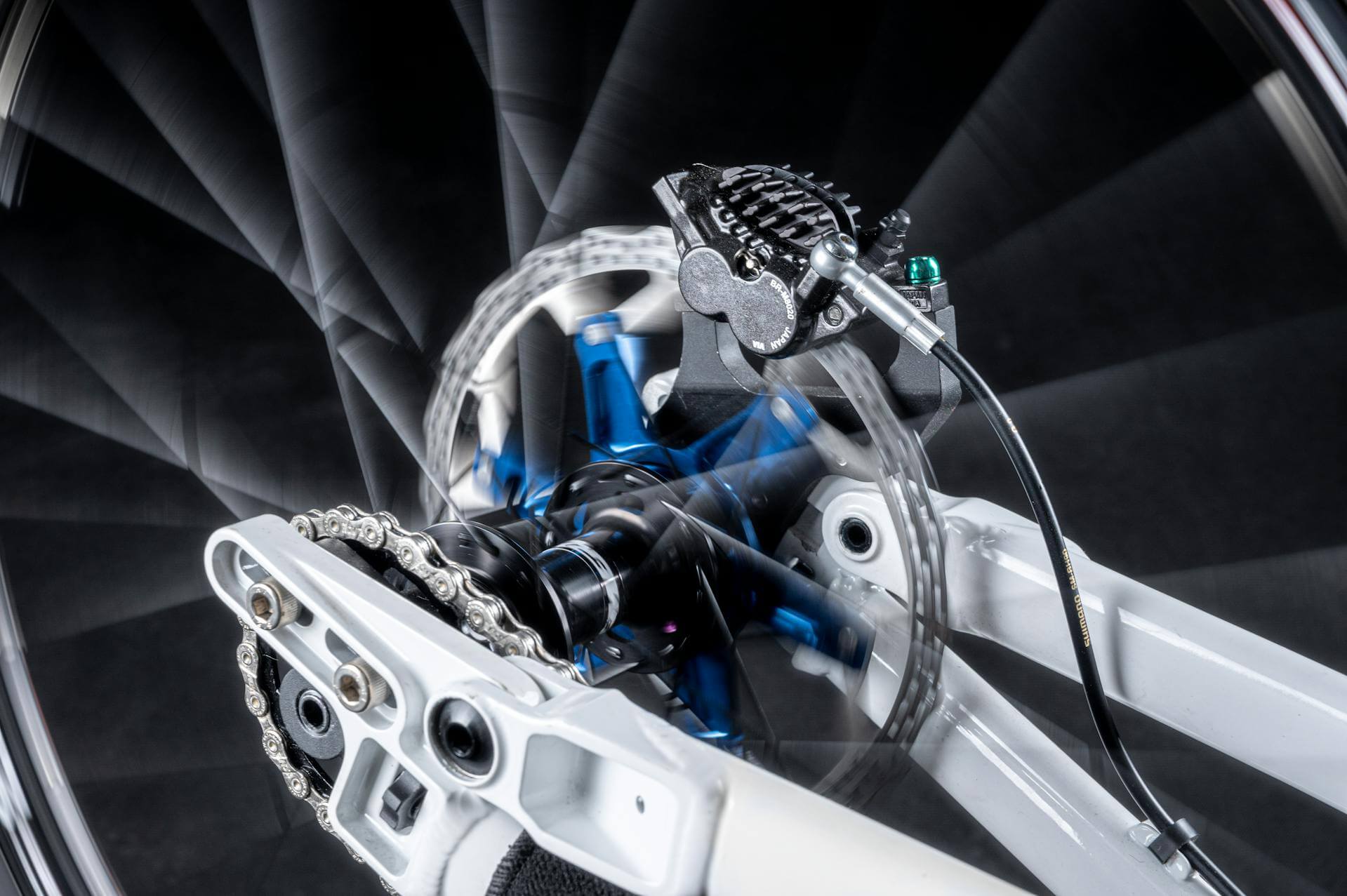 Justera hydrauliska bromsar cykel Hydraulisk broms på cykeln. Lär dig om hur du ska justera hydrauliska bromsar cykel.